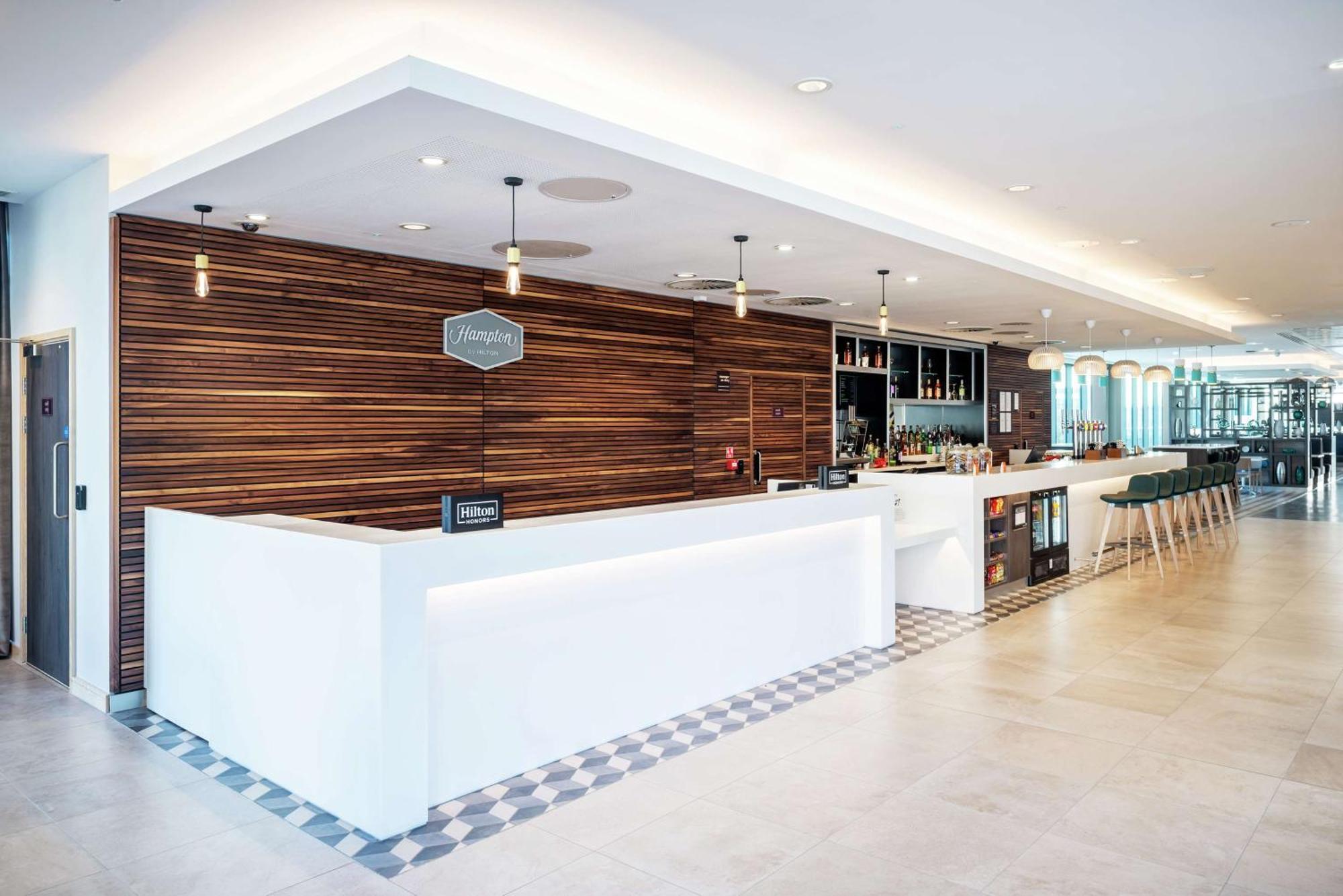 Hampton By Hilton Stockton On Tees Hotel Bagian luar foto